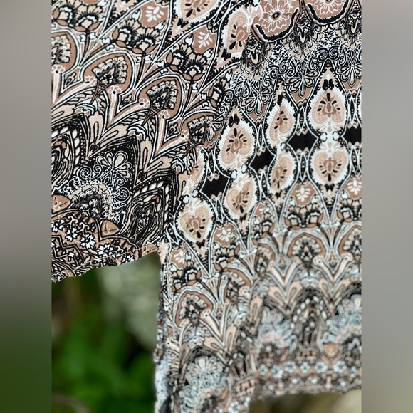 Tribal Print Neutrals Skirt - Picture 3 of 7